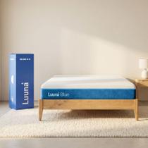 Colchão Luuna Blue, Espuma 21 cm com Bloqueio de Movimento, 10 Anos de Garantia