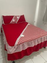 Colchas Diagonal Com babado xadrez/Estampado com FLOR 2,40m X 2,60M