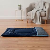Colchonete Tapete Pet para Gatos Zoe Médio Retangular Bordado com Arranhador Cor: Azul Colchonete Tapete Pet para Gatos Zoe Médio Retangular Bordado com Arranhador Cor: Azul