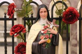 Coleção Quebra-Cabeças Religiosos Santos de Deus de 120 peças + Terço Especial