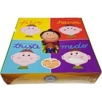 Coleção Sentimentos e Emoções - 4 Livros Infantis Medo, Raiva, Felicidade e Tristeza + Boneco Ednélson James A. Misse