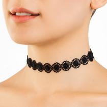 Coleira Choker Floral em Corda Sintética com Fecho Ajustável Coleira Choker Floral em Corda Sintética com Fecho Ajustável