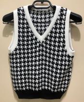 Colete com jacar of whitte e preto Tamanho único Colete com jacar of whitte e preto Tamanho único