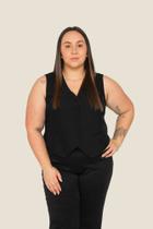 Colete curto alfaiataria plus size