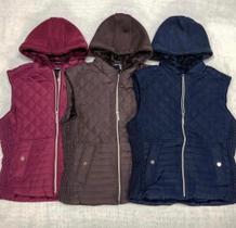 Colete em tactel com touca e ziper