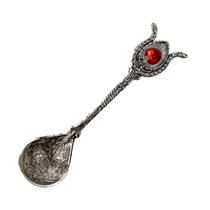 Colher Turca da Fartura Prateada e Vermelha Luxo em Metal Colher Turca da Fartura Prateada e Vermelha Luxo em Metal