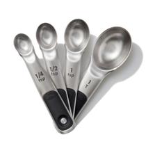 Colheres de medição OXO Good Grips em aço inoxidável 4 peças Colheres de medição OXO Good Grips em aço inoxidável 4 peças