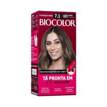 Coloração Biocolor Louro Cinza Médio de Passarela 7.1 Coloração Biocolor Louro Cinza Médio de Passarela 7.1