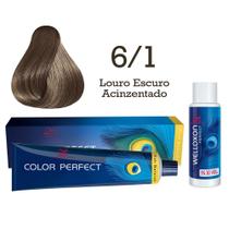 Coloração Color Perfect 6.1 Louro Escuro Acinzentado Emulsão Oxi 30 Welloxon Wella