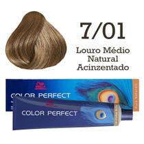 Coloração Color Perfect 7.01 Louro Médio Natural Acinzentado Wella