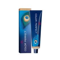 Coloração Color Perfect Pure Naturals 8/01 Louro Claro Natural Acinzentado 60g Coloração Color Perfect Pure Naturals 8/01 Louro Claro Natural Acinzentado 60g
