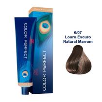 COLORAçãO PERMANENTE WELLA PROFESSIONALS COLOR PERFECT 6/07 LOURO ESCURO NATURAL MARROM 60G