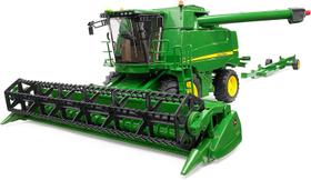Combine Harvester Bruder John Deere T670i em escala 1:16 Combine Harvester Bruder John Deere T670i em escala 1:16