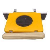 Comedouro Lateral 1 Furo e Poleiro - Gancho Longo - Amarelo Comedouro Lateral 1 Furo e Poleiro - Gancho Longo - Amarelo