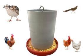 Comedouro Tubular de Plástico 5kg para Aves - Praticidade e Eficiência para Seus Animais! Comedouro Tubular de Plástico 5kg para Aves - Praticidade e Eficiência para Seus Animais!