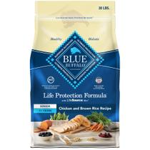 Comida seca para cães Blue Buffalo Life Protection Senior 13,6 kg