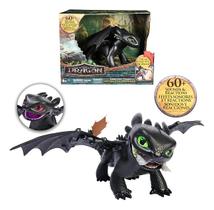 Como Treinar O Seu Dragao Boneco Deluxe Banguela Interativo 30 Cm Som e Luz 60 Sons e Reações 5 Personalidades - Sun Como Treinar O Seu Dragao Boneco Deluxe Banguela Interativo 30 Cm Som e Luz 60 Sons e Reações 5 Personalidades - Sun