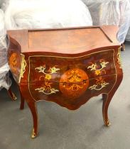 Cômoda Luiz Xv Roupeiro Marchetaria Medalhão Florais Luxuoso Cômoda Luiz Xv Roupeiro Marchetaria Medalhão Florais Luxuoso