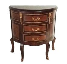 Cômoda Mesa de Cabeceira Luiz XV Meia Lua 3 gavetas Formosa Cômoda Mesa de Cabeceira Luiz XV Meia Lua 3 gavetas Formosa