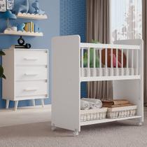 Cômoda Pé Palito 3 Gavetas e Berço com Rodízios Lima Branco Cômoda Pé Palito 3 Gavetas e Berço com Rodízios Lima Branco