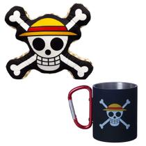 COMP Kit Almofada Luffy Skull One Piece + Caneca Mosquetão 300ml Zona Criativa