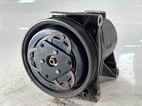 COMPRESSOR DO AR CONDICIONADO Fiat SIENA 1.4 2009 COMPRESSOR DO AR CONDICIONADO Fiat SIENA 1.4 2009