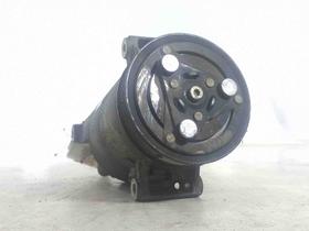 COMPRESSOR DO AR CONDICIONADO Jeep RENEGADE 1.8 2016 COMPRESSOR DO AR CONDICIONADO Jeep RENEGADE 1.8 2016