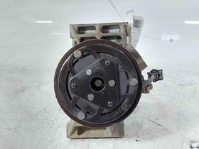 COMPRESSOR DO AR CONDICIONADO Renault CAPTUR INTENSE 1.6 2019 COMPRESSOR DO AR CONDICIONADO Renault CAPTUR INTENSE 1.6 2019