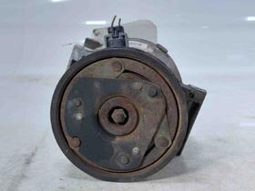 COMPRESSOR DO AR CONDICIONADO Renault MEGANE 1.6 2006 COMPRESSOR DO AR CONDICIONADO Renault MEGANE 1.6 2006