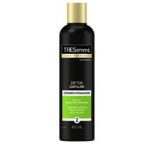 Condicionador Detox Capilar TRESemmé 400ml Extrato de Gengibre Ação antiresiduos Raiz purificada Condicionador Detox Capilar TRESemmé 400ml Extrato de Gengibre Ação antiresiduos Raiz purificada