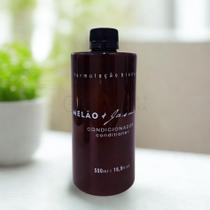 Condicionador Refil Dispenser Luxo 500ml Melão e Jasmim c/ Tampa Lacre Realgems Condicionador Refil Dispenser Luxo 500ml Melão e Jasmim c/ Tampa Lacre Realgems