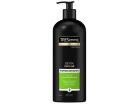 Condicionador Tresemmé Detox Capilar Matcha e Extrato de Gengibre 650ml