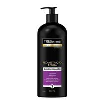 Condicionador Tresemmé Reconstrução e Força 650ml Condicionador Tresemmé Reconstrução e Força 650ml