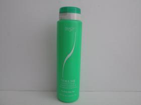 Condicionador Tressa PROFESSIONAL Volume 400mL Condicionador Tressa PROFESSIONAL Volume 400mL
