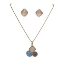 Conj. Colar e Brinco Pedra Q. Rosa/Ceu/Fumê Dourado Semijoia