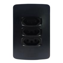 Conjunto 1 Placa 4x2 + 3 Tomadas 2 pólos + Terra 10A Gracia Maxx Alumbra Conjunto 1 Placa 4x2 + 3 Tomadas 2 pólos + Terra 10A Gracia Maxx Alumbra