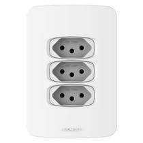 Conjunto 1 Placa 4x2 + 3 Tomadas 2 Pólos + Terra 10A Gracia Maxx Alumbra