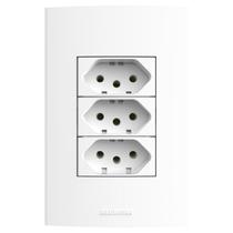 Conjunto 1 Placa 4x2 com 3 Tomadas 2P+T 10A Inova Pro Alumbra