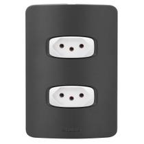 Conjunto 1 Tomada 10A + 1 Tomada 20A - Black Maxx / Branco
