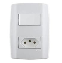 Conjunto 1 Tomada 3p 20a + 1 Interruptor Simples Ilumi 80201 Conjunto 1 Tomada 3p 20a + 1 Interruptor Simples Ilumi 80201