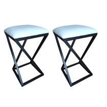 Conjunto 2 Banquinhos De Aço E material sintético Banqueta