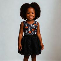 Conjunto 2 peças Halloween Infantil Body de Esqueletos e Saia Preta com Caveiras Conjunto 2 peças Halloween Infantil Body de Esqueletos e Saia Preta com Caveiras