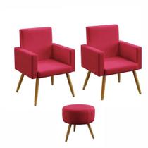 Conjunto 2 Poltronas Decorativas Nina e 1 Puff Redondo Pés Palito Suede Vermelho VictoriaDecor