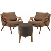 Conjunto 2 Poltronas Mona Decorativa e 1 Puff Thor Estofado Base Madeira Maciça Veludo Marrom