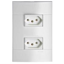 Conjunto 2 Tomadas 2 Pinos + Terra Lunare 10 Amperes 250 Volts Branco - PRM4424721 - SCHNEIDER