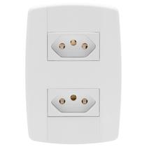 Conjunto 2 Tomadas Branca Monobloco 2P+T 20A 250V 4x2 Ilumi Conjunto 2 Tomadas Branca Monobloco 2P+T 20A 250V 4x2 Ilumi