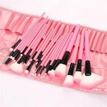 Conjunto 24 Pincéis Maquiagem Rosa Profissional Completo Para Higienização e Aplicação