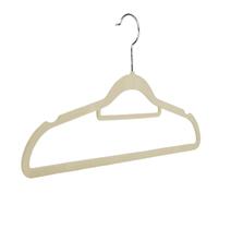 Conjunto 3 Cabides Adulto em Veludo Slim Antideslizante Cor:Bege Conjunto 3 Cabides Adulto em Veludo Slim Antideslizante Cor:Bege