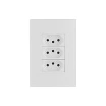 Conjunto 3 Tomadas 2P+T 10A 4x2 Linha Lisse Conjunto 3 Tomadas 2P+T 10A 4x2 Linha Lisse