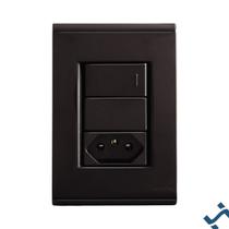 Conjunto 42 com 1 Interruptor Simples 10 A 250 V e 1 Tomada 2P+T 10 A 250 V Tramontina Liz Grafite Cor:GrafiteAmperage Conjunto 42 com 1 Interruptor Simples 10 A 250 V e 1 Tomada 2P+T 10 A 250 V Tramontina Liz Grafite Cor:GrafiteAmperage